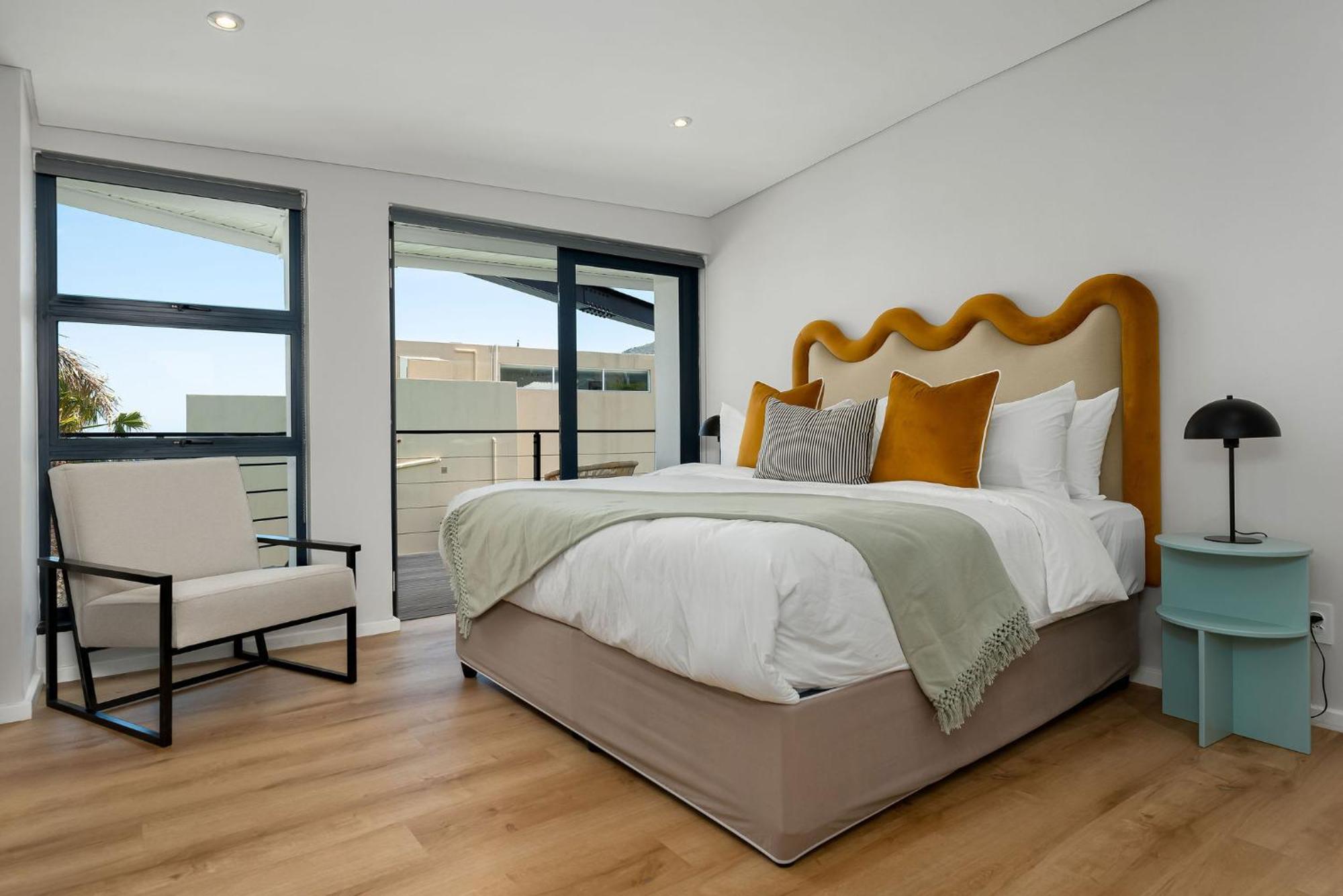 Neighbourgood 1St Crescent Camps Bay Hotel Cidade Do Cabo Exterior foto