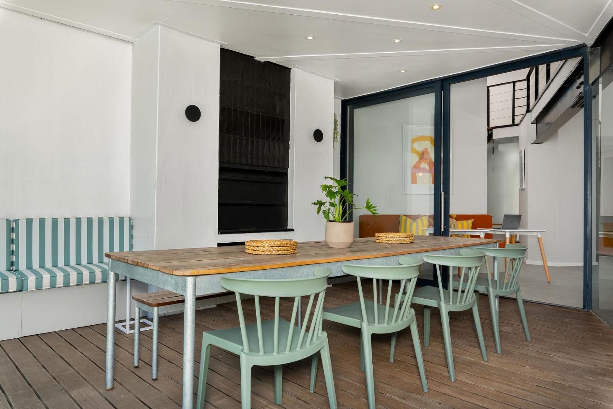 Neighbourgood 1St Crescent Camps Bay Hotel Cidade Do Cabo Exterior foto