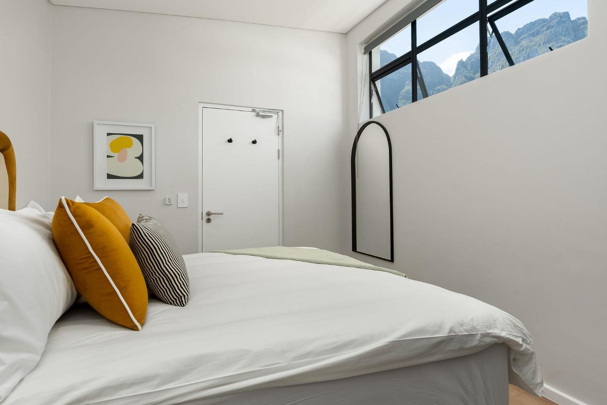 Neighbourgood 1St Crescent Camps Bay Hotel Cidade Do Cabo Quarto foto