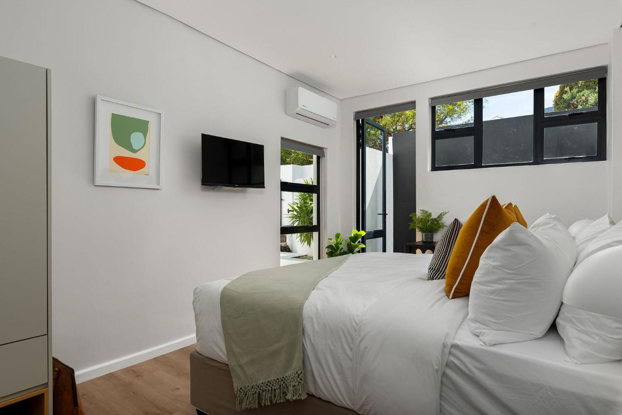 Neighbourgood 1St Crescent Camps Bay Hotel Cidade Do Cabo Exterior foto