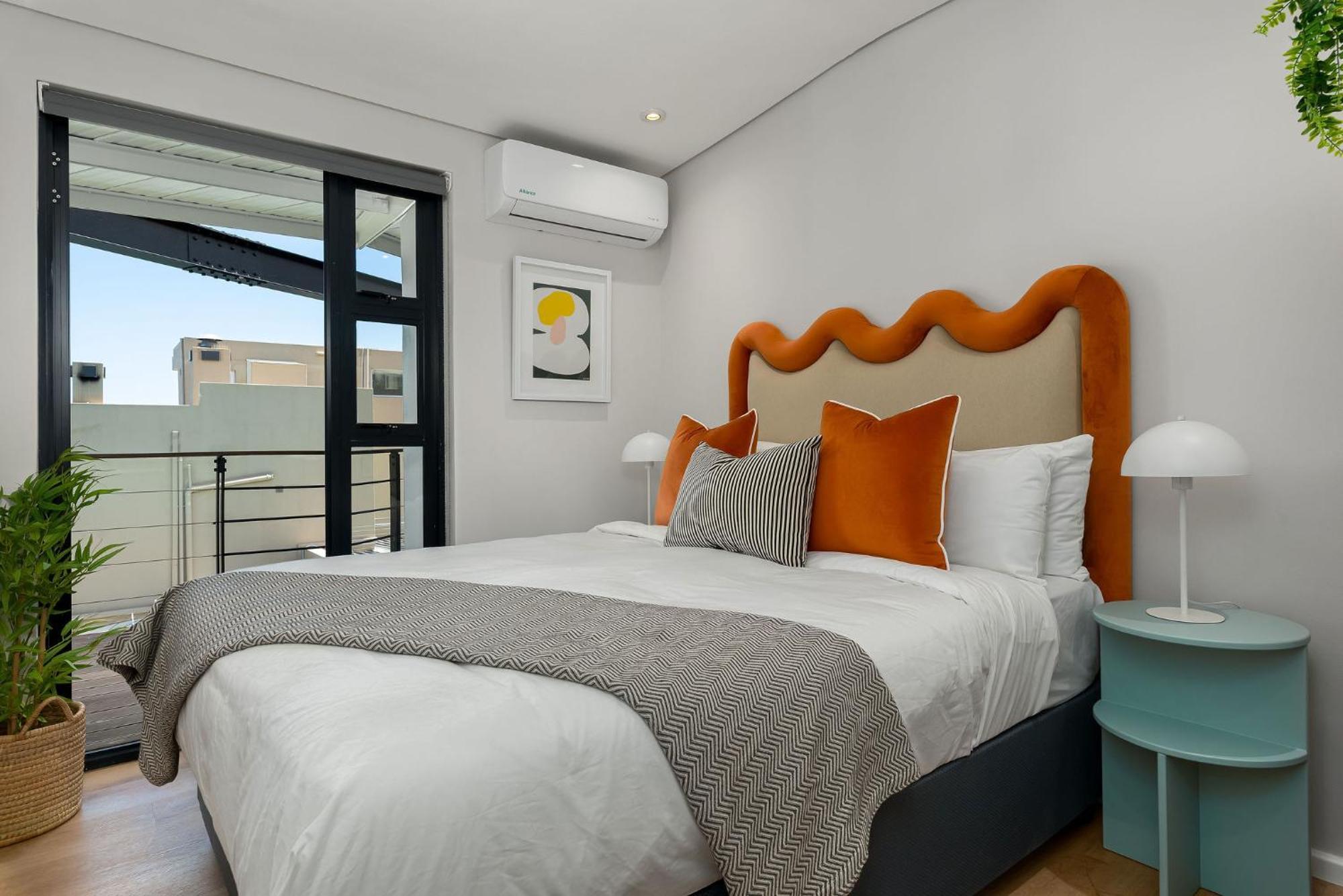 Neighbourgood 1St Crescent Camps Bay Hotel Cidade Do Cabo Exterior foto